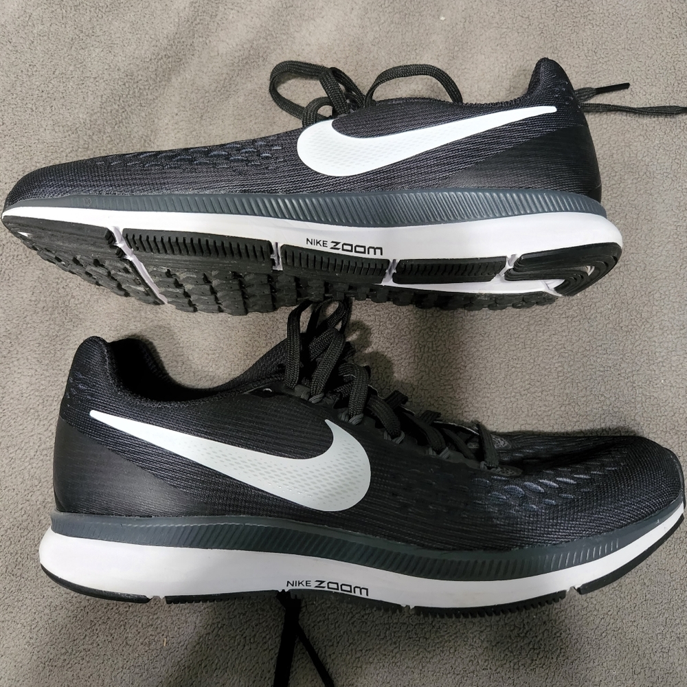 NIKE WOMEN'S AIR ZOOM PEGASUS 34 RUNNING SHOE, BLACK
